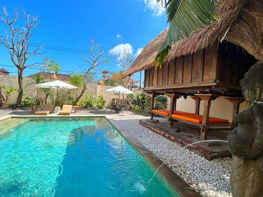 Kuta 5br Private Pool ,near Airport,